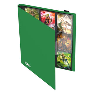 Grüne Ultimate Guard Flexxfolio 360 Kartenmappe, offen mit Sammelkarten sichtbar.