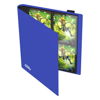 Blaues Ultimate Guard Flexxfolio 160 mit 8-Pocket-Seiten, offen mit Sammelkarten.