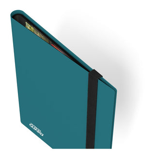 Ultimate Guard Flexxfolio 360 Kartenmappe, petrolblau, mit elastischem Band und Karten sichtbar.