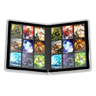 Ultimate Guard Zipfolio 360 Kartenmappe, weiß, geöffnet mit Sammelkarten in 18-Taschen-Seiten, XenoSkin-Einband.