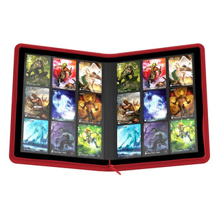Rote Ultimate Guard Zipfolio 360 Kartenmappe mit 18-Taschen-Seiten, gefüllt mit Sammelkarten, offen gezeigt.