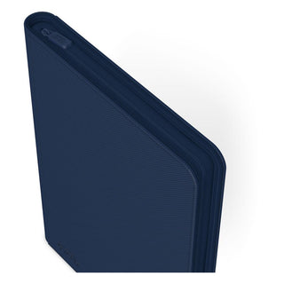 Blaue Ultimate Guard Zipfolio 360 Kartenmappe mit XenoSkin-Einband und Reißverschluss, 18-Pocket Design.