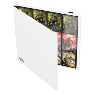 Weißer Ultimate Guard Flexxfolio 480, 24-Pocket Kartenordner, geöffnet mit Karten sichtbar.