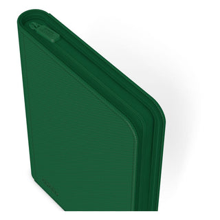Grüne Ultimate Guard Zipfolio 160 Kartenmappe mit XenoSkin und Reißverschluss, 8-Pocket Design für Sammelkarten.