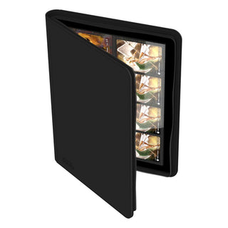 Schwarze Ultimate Guard Zipfolio 320 Kartenmappe mit XenoSkin, geöffnet, zeigt Karten in 16-Taschen-Seiten.