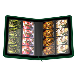 Grüne Ultimate Guard Zipfolio 320 Kartenmappe mit geöffneten 16-Pocket-Seiten, gefüllt mit Sammelkarten.