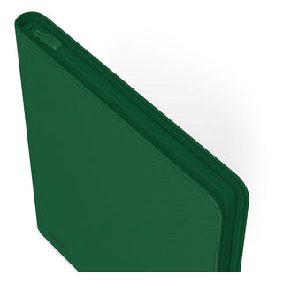 Grüne Ultimate Guard Zipfolio 480 Kartenmappe mit XenoSkin-Einband und Reißverschluss, 24-Pocket Design.