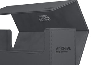 Ultimate Guard Arkhive 400+ XenoSkin Grau, offene Kartenbox für 400+ Karten, ideal für Transport und Aufbewahrung.