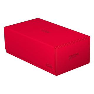 Rote Ultimate Guard Arkhive 800+ XenoSkin Box für über 800 Karten, ideal für Sammler und Spieler.