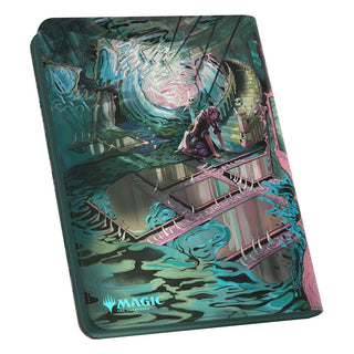 Ultimate Guard Zipfolio 360 Xenoskin mit gruseligem "Duskmourn: House of Horror" Design, Magic: The Gathering Thema.
