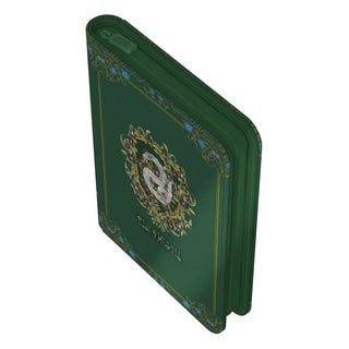Grünes Ultimate Guard Zipfolio 160 Xenoskin mit Slytherin-Logo, Harry Potter Sammelkartenalbum.