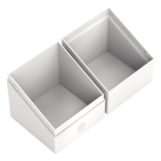 Weiße Ultimate Guard Boulder 100+ Kartenbox, geöffnet, für 100 doppelt gesleevte Karten.