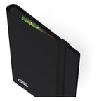 Schwarze Ultimate Guard Flexxfolio 160 Kartenmappe mit elastischem Verschluss, zeigt Kartenfächer und Logo.