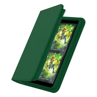 Grüne Ultimate Guard Zipfolio 160 Kartenmappe mit XenoSkin und Reißverschluss, zeigt Sammelkarten.