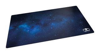Ultimate Guard Spielmatte Mystic Space, 61x35 cm, blaues Weltraumdesign, rutschfest, gepolstert, 2 mm dick.