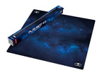 Ultimate Guard Spielmatte 60 Mystic Space, 61x61 cm, blaue Weltraumoptik, rutschfest, gepolstert, 2 mm dick.
