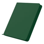 Grüne Ultimate Guard Zipfolio 480 Kartenmappe mit XenoSkin-Einband und Reißverschluss, 24-Pocket-Design.