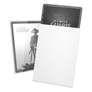 Weiße Ultimate Guard Katana Sleeves für Karten, japanische Größe, 60 Stück, strapazierfähig, mit Samurai-Motiv.