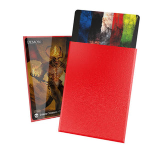Rote Ultimate Guard Cortex Sleeves für TCG-Karten, Standardgröße, 100 Stück, mit Kartenbeispiel.