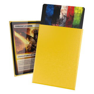 Gelbe Ultimate Guard Cortex Sleeves für TCG-Karten, Standardgröße, 100 Stück, teilweise gefüllte Hüllen.