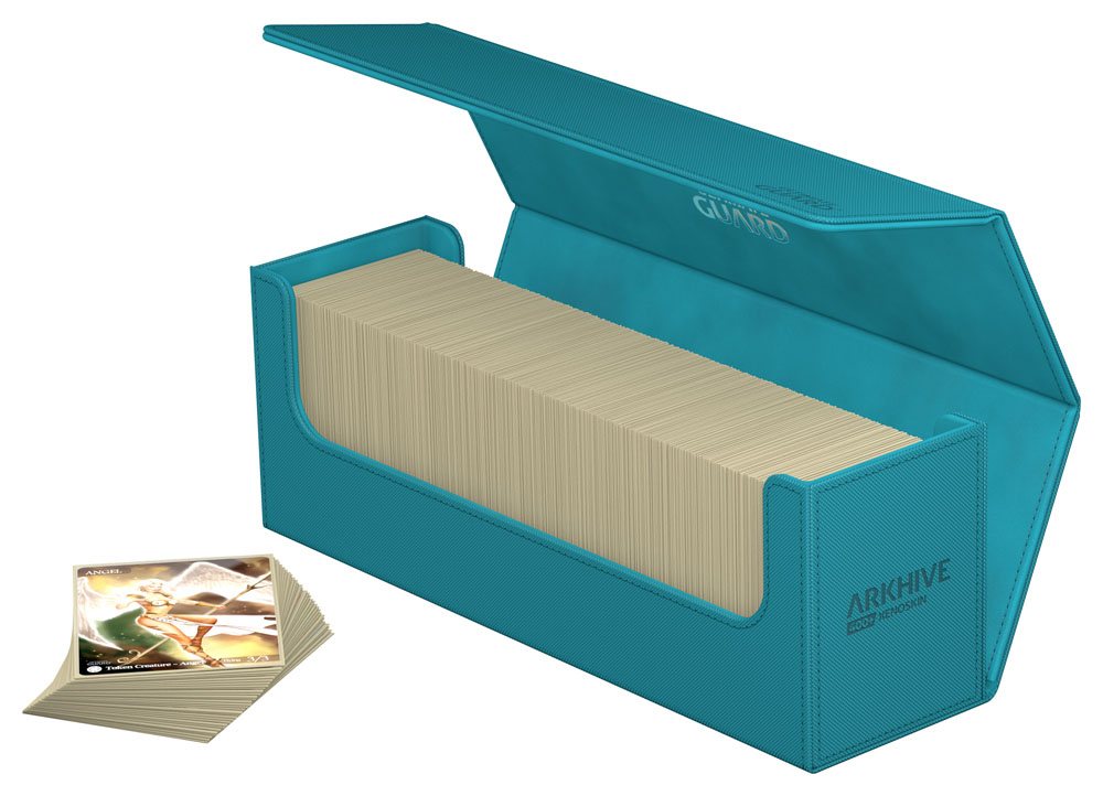 Ultimate Guard Arkhive 400+ XenoSkin in Petrolblau, geöffnet mit Kartenstapel, ideal für Kartensammlung.