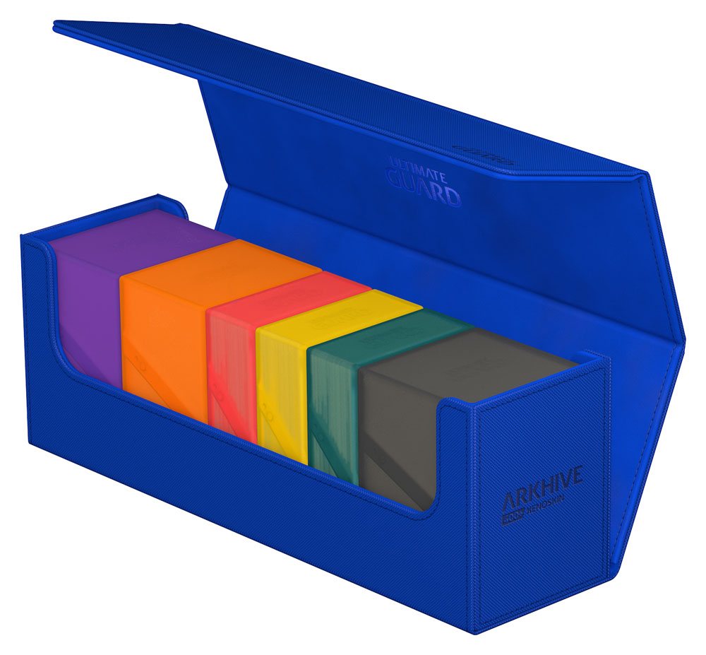 Ultimate Guard Arkhive 400+ XenoSkin Blau mit bunten Deck Boxen, ideal für Kartenaufbewahrung.