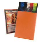 Orange Ultimate Guard Cortex Sleeves für Standardkarten, 100 Stück, ideal für TCG-Spieler.