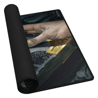 Magic: The Gathering Spielmatte "Guild Summit" mit Artwork "Tome of the Guildpact", von Ultimate Guard.