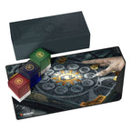 Ultimate Guard Arkhive 1000+ Xenoskin "Guild Summit" mit Magic: The Gathering-Motiven und Deck-Boxen.