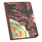 Ultimate Guard Zipfolio 360 Xenoskin mit Magic: The Gathering Bloomburrow Artwork, farbenfrohes Fantasy-Design.