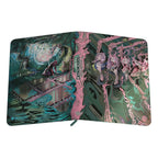 Ultimate Guard Zipfolio 360 Xenoskin mit gruseligem Duskmourn-Design, Magic: The Gathering, geöffnete Ansicht.