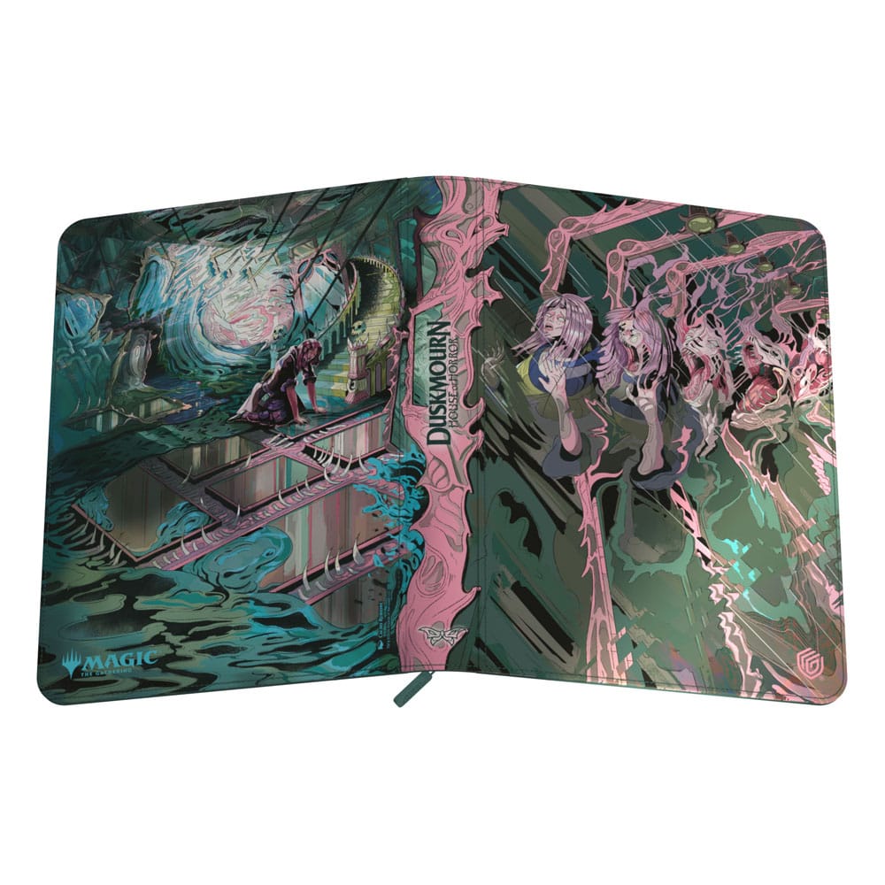 Ultimate Guard Zipfolio 360 Xenoskin mit gruseligem Duskmourn-Design, Magic: The Gathering, geöffnete Ansicht.