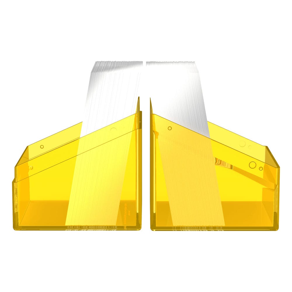 Transparente Kartenbox Ultimate Guard Boulder 100+ Clear in Amber, geöffnet, mit Karten.