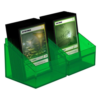 Ultimate Guard Boulder 100+ Clear Emerald Deck-Box mit Karten, transparentes Design.