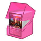 Transparente Ultimate Guard Boulder 100+ Rhodonite Deck-Box mit Karten, offener Deckel, zeigt Karteninhalt.