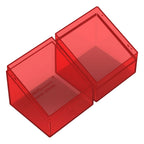 Rote, transparente Kartenbox "Ultimate Guard Boulder 100+ Clear" geöffnet, zeigt Innenraum.