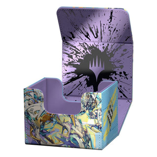 Ultimate Guard Sidewinder 100+ Xenoskin Deck-Box, buntes Design, geöffnet, für Magic: The Gathering Karten.