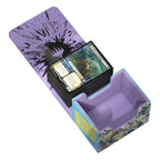 Ultimate Guard Sidewinder 100+ Xenoskin Deck-Box, offen mit Magic: The Gathering Karten, lila Innenfutter.