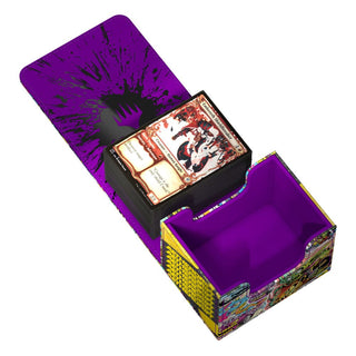 Ultimate Guard Sidewinder 100+ Xenoskin Deck-Box, offen mit Magic: The Gathering Karten, lila Innenraum.
