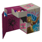 Ultimate Guard Flip'n'Tray 100+ Xenoskin Deck-Box mit Magic: The Gathering Aetherdrift-Design, offen mit Würfeln.