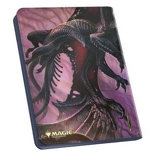 Ultimate Guard Zipfolio 360 Xenoskin mit Magic: The Gathering "Tarkir: Dragonstorm" Design, Feral Deathgorger Motiv.