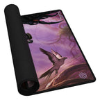 Magic: The Gathering Play-Mat "Tarkir: Dragonstorm" mit Feral Deathgorger-Motiv, 61x35 cm, Ultimate Guard.