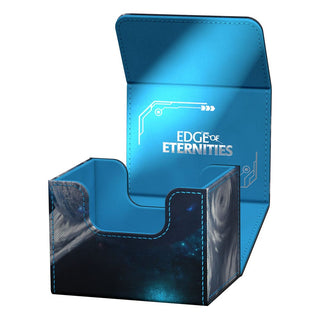Ultimate Guard Sidewinder 100+ Xenoskin Deck-Box, blaues Innenfutter, "Edge of Eternities" Design, offen.