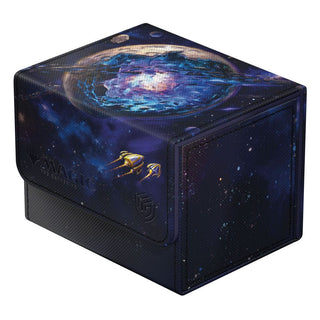 Ultimate Guard Sidewinder 100+ Xenoskin Deck-Box mit Weltraumdesign für Magic: The Gathering.