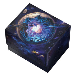 Ultimate Guard Sidewinder 100+ Deck-Box mit galaktischem Design und Xenoskin für Magic: The Gathering Karten.