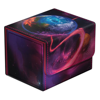 Deck-Box "Ultimate Guard Sidewinder 100+ Xenoskin" mit kosmischem Design, ideal für Magic: The Gathering Karten.