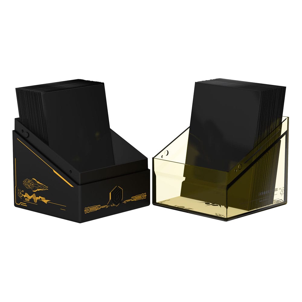 Ultimate Guard Boulder 100+ Deck-Box mit Magic: The Gathering Artwork, schwarz-gold, geöffnet.