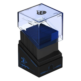 Ultimate Guard Boulder 100+ Deck-Box mit Magic: The Gathering Artwork, geöffnet, zeigt Kartenstapel.