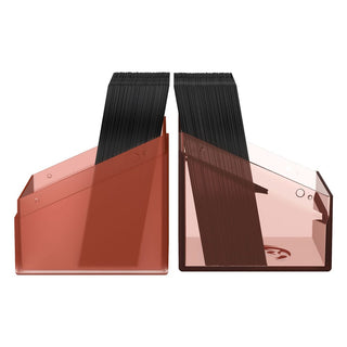 Ultimate Guard Boulder 100+ Hybrid Deckbox, transparent und rot, geöffnet, mit Karten, Magic: The Gathering Mana Edition.