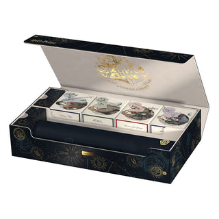Ultimate Guard Omnihive 1000+ Xenoskin Harry Potter Aufbewahrungsbox mit Hogwarts-Design, geöffnet mit Fächern.